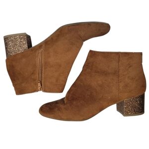 Arizona Brown Glitter Heel Paisley Ankle Boot Bootie Size 9